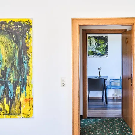 Apartmenthaus - Café - Zugspitze 3*