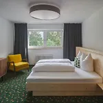 Marigold - Ferien Seminar Retreat 아파트호텔 로이타쉬
