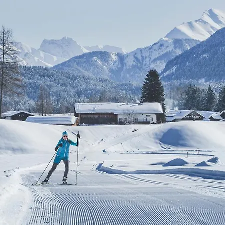 Apartmenthaus - Café - Zugspitze Aparthotel 3*